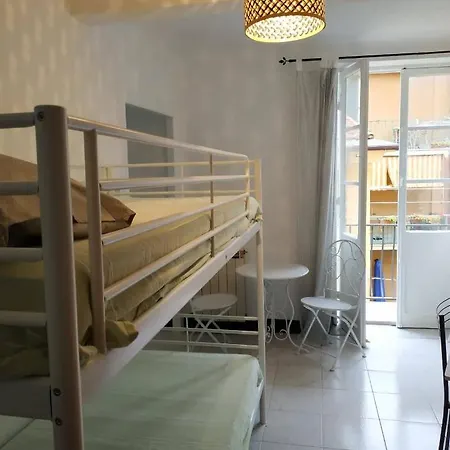 Carmela Apartament *