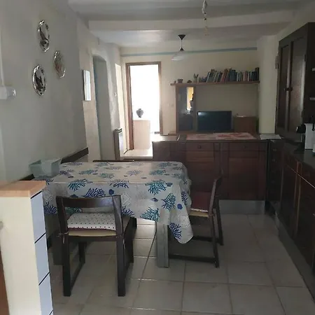 Carmela Apartament